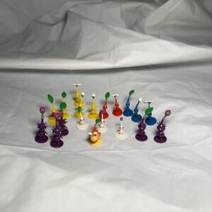 Pikmin 2 Nintendo GameCube 2004 Agatsuma 19 Figures Lot All Colors & Bulbmin
